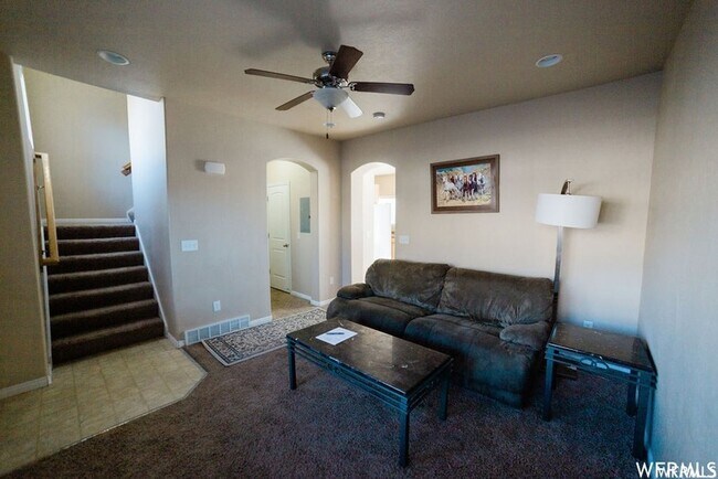 Building Photo - 1606 W 300 S