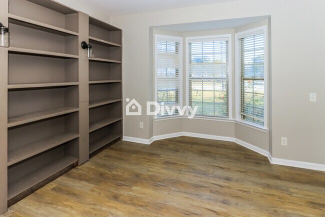 Building Photo - 209 McEwen Ct, Perry, GA 31069