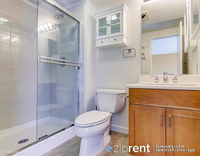 Building Photo - 1 br, 1.5 bath Condo - 403 Liquid Sugar Dr...