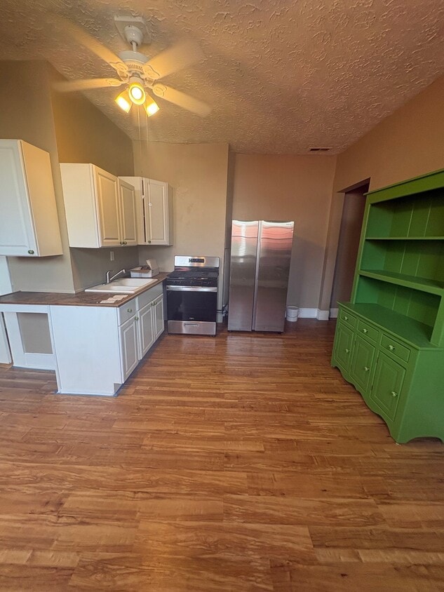 Foto del edificio - 328 Bush St