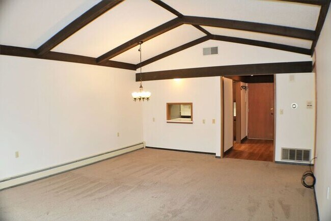 Foto del edificio - $1,300 | 2 Bedroom, 1 Bathroom House | Pet Friendly* | Available for an July 1st, 2026 Move In!