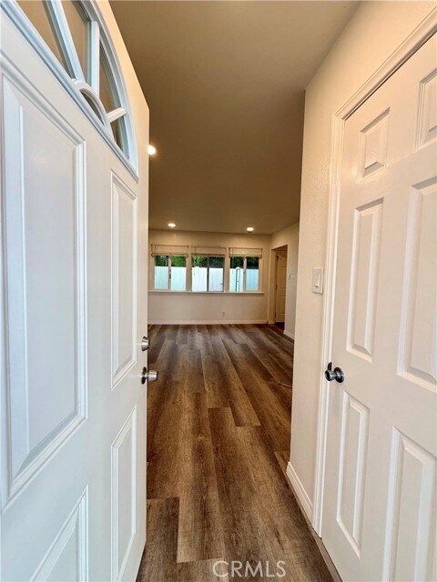 Foto del edificio - 11424 Marquardt Ave