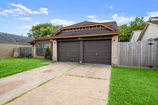 Foto del edificio - 12007 Mountain Ridge Rd