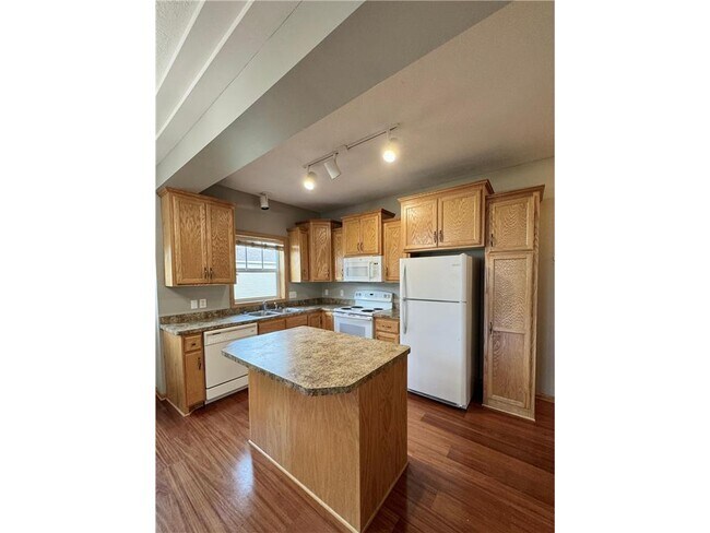 Foto del edificio - 12173 Waconia St NE