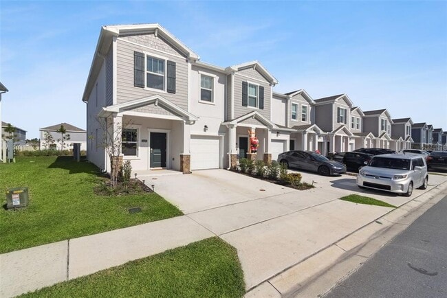 Foto del edificio - 2653 Skyline Lp