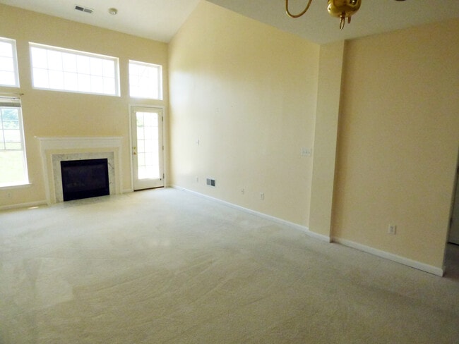 Building Photo - 32267 Pelican Ct