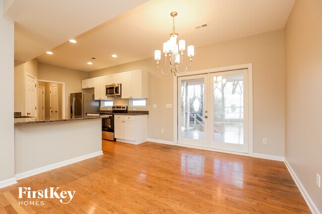 Foto del edificio - 1431 Bern Dr