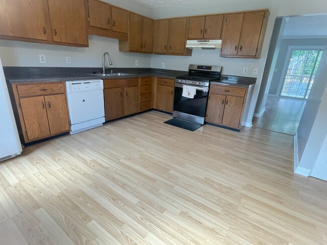 Building Photo - 388 Oak Harbor Trl