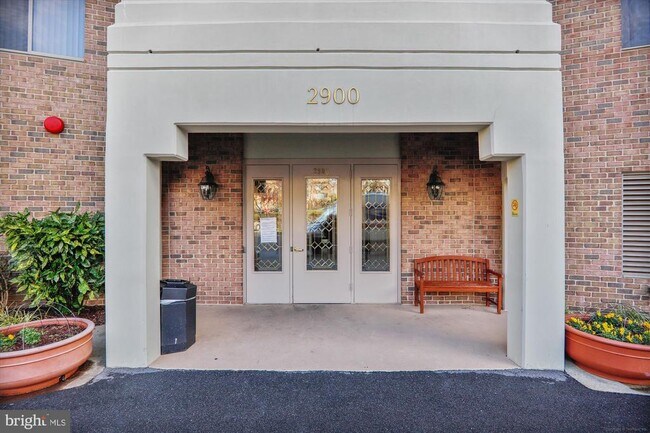 Foto del edificio - 2900 N Leisure World Blvd