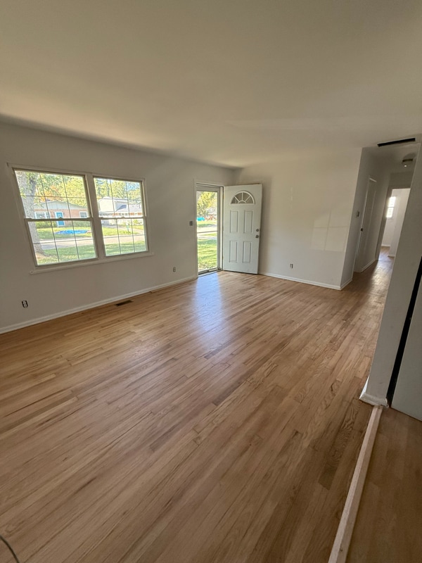 Foto del edificio - 215 Gardendale Dr