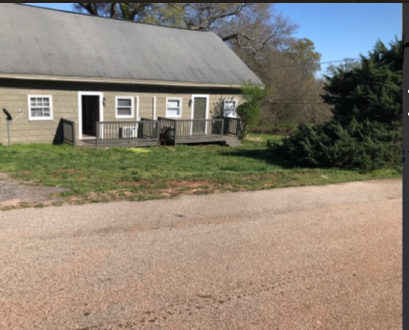 96 Wilson Ct, Boiling Springs, SC 29316 Room for Rent in Boiling