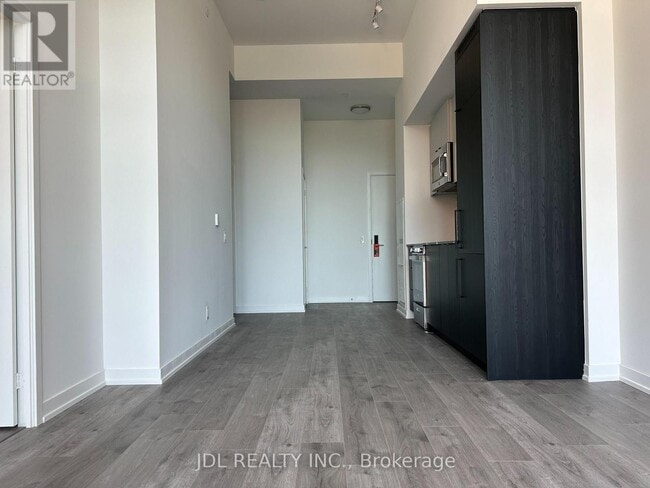 Photo du bâtiment - 285 Dufferin St