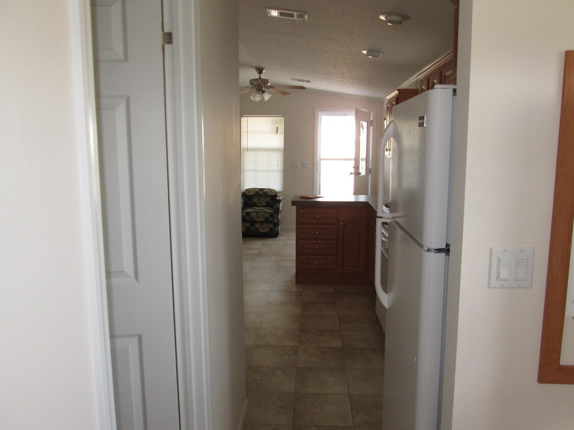 Primary Photo - 1 Avocado Ln