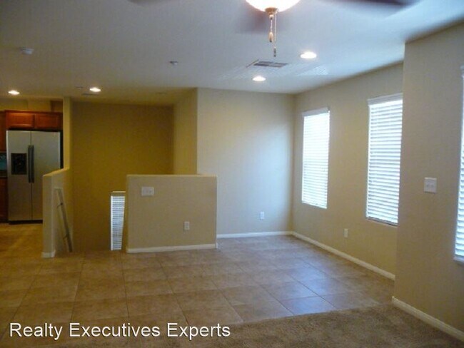 Building Photo - 3 br, 3.5 bath House - 8956 W Dorrell Ln
