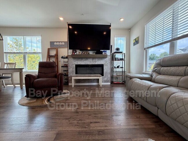Foto del edificio - 1916 Boulder Dr