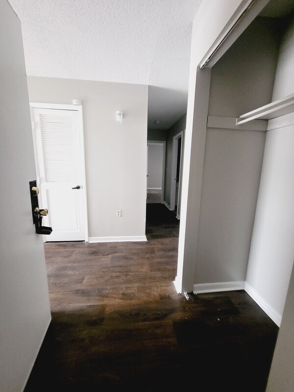 4823 Spring Lake Dr Unit B, Charlotte, NC 28212 Condo for Rent in Charlotte, NC