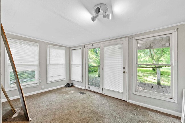 Building Photo - 3459 Spottswood Ave