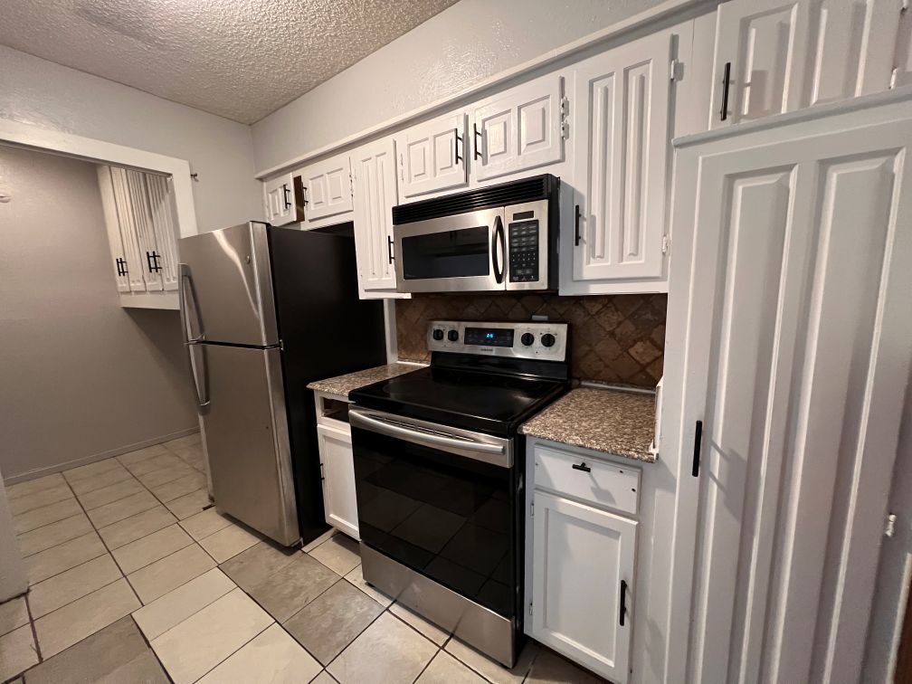 Foto principal - 324 Arborview Dr