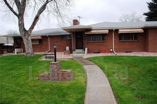 Building Photo - 3622 Allison St