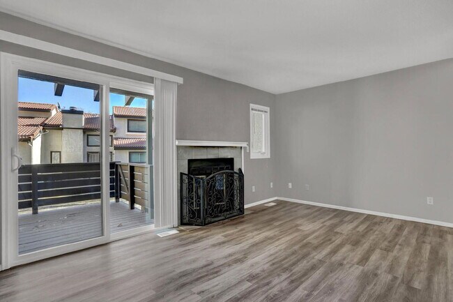 Foto del edificio - 7480 Alameda Ct