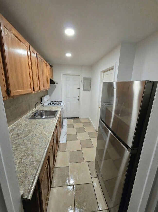 Foto del edificio - 20 N Georgia Ave