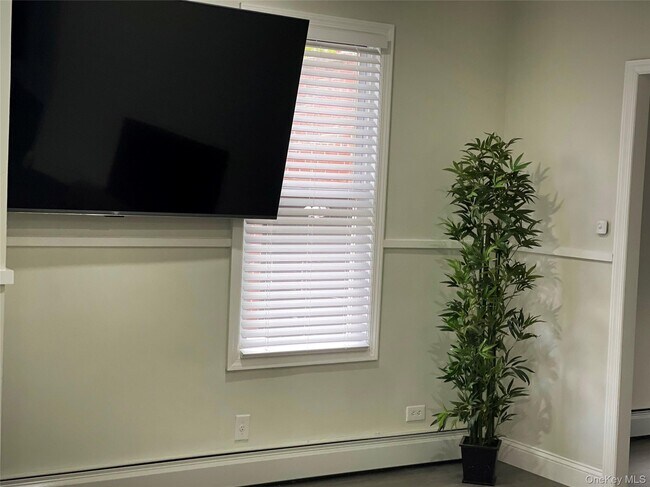 Foto del edificio - 21-72-72 48th St