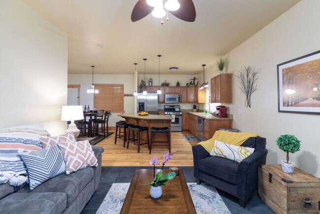 Foto del edificio - 5518 Lillehammer Ln