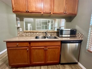 Building Photo - 23211 Prairie Bird Dr