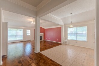 Building Photo - 6618 Trenton Lake Ln