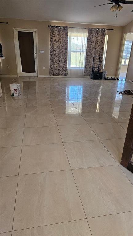 Foto del edificio - 6738 Ashbury Dr