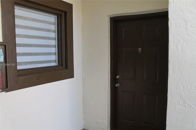 Foto del edificio - 1153 NW 125th Pl