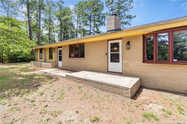 Building Photo - 3450 Cornell Dr