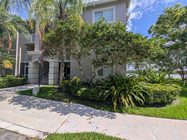 Building Photo - 5001 Wiles Rd