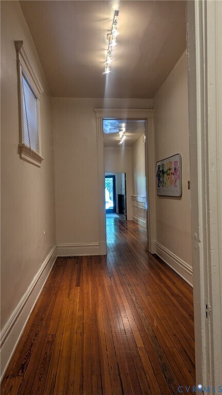 Foto del edificio - 1620 Grove Ave