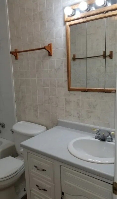 Foto del edificio - 1843 Cramer Ave