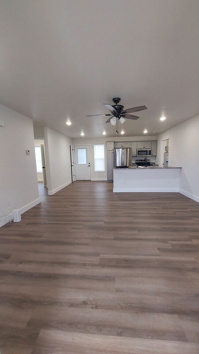 Foto del edificio - 1708 Prey Ct