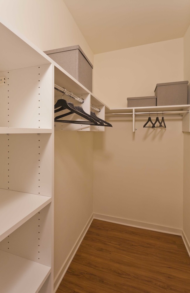 Oversized closets with adjustable shelving - Sharples Works