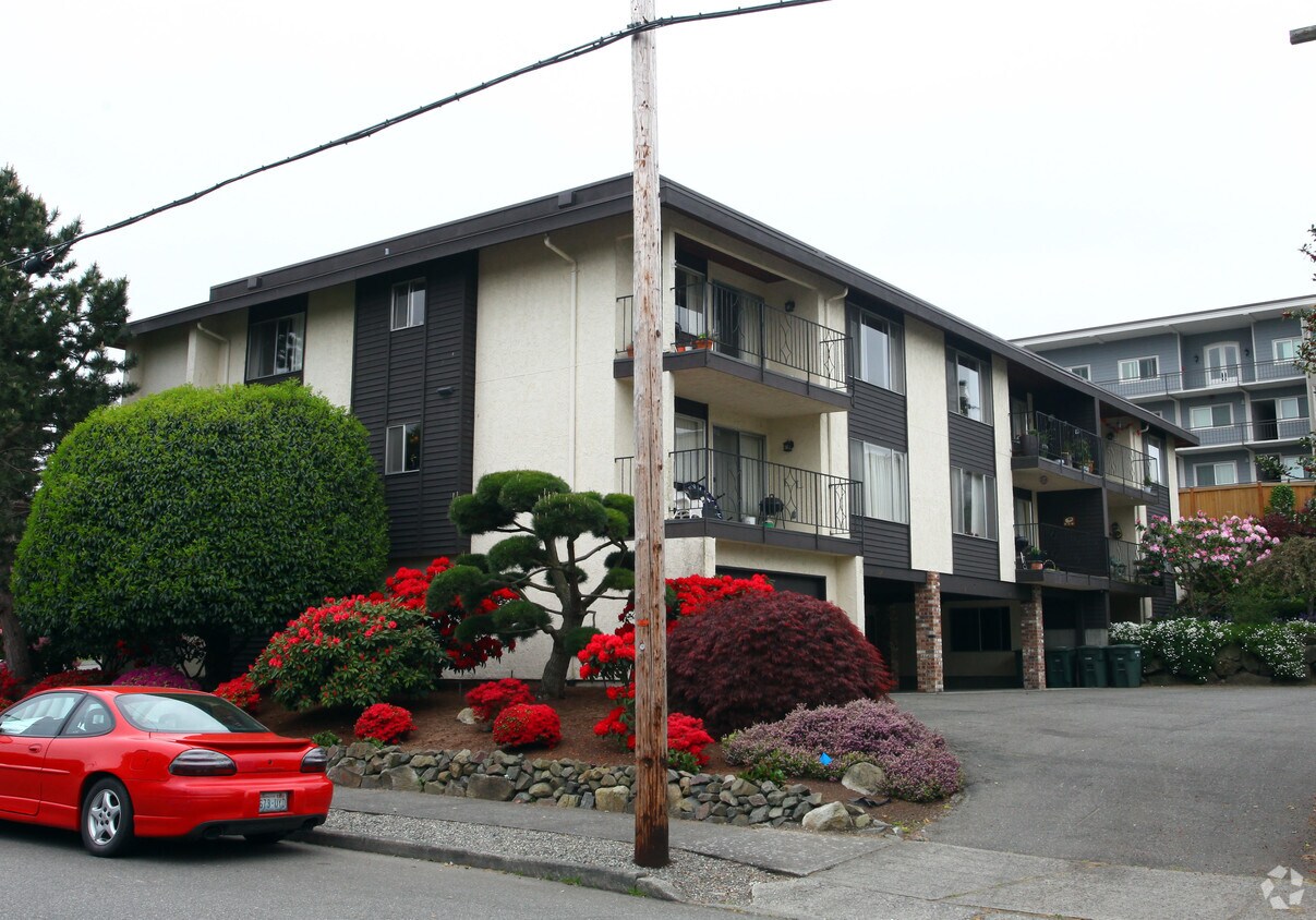 Foto del edificio - Sea Breeze Apartments