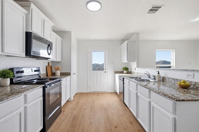 Foto del edificio - 1013 Woodward Ct
