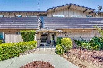 Building Photo - 2186 Carlmont Dr