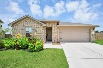 Building Photo - 22939 San Giorgio Ct