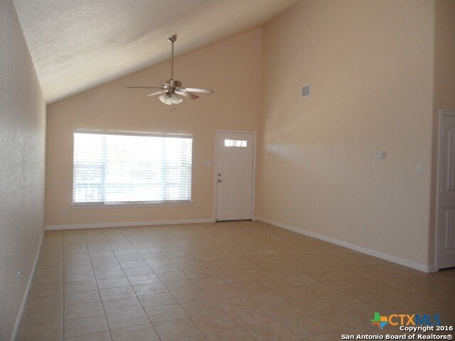 Building Photo - 1211 Rimrock Cv