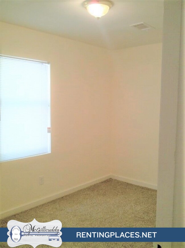 Foto del edificio - 1244 Holden Dr