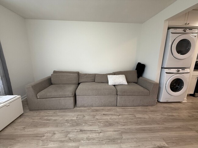 Photo - 2416 Meharry Blvd Apartment