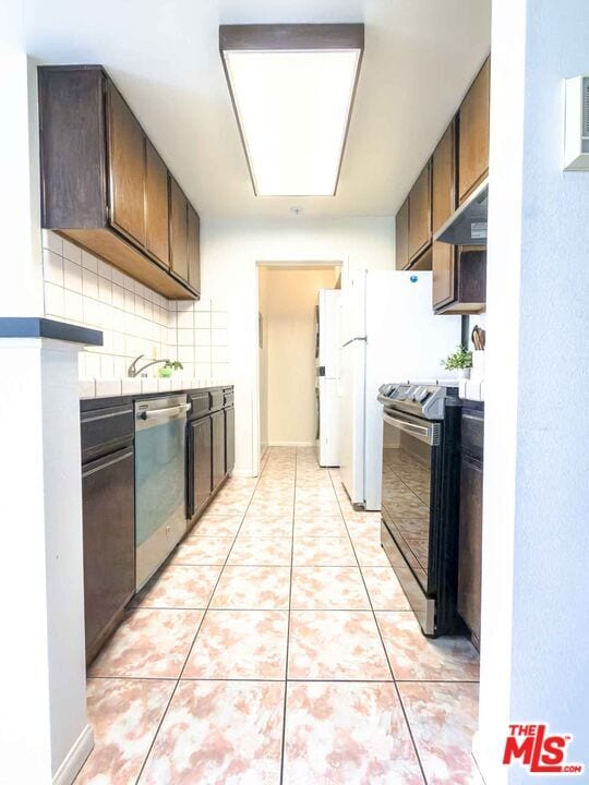 Building Photo - 222 S Central Ave