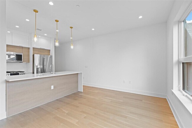 Foto del edificio - 6025 JFK Blvd E