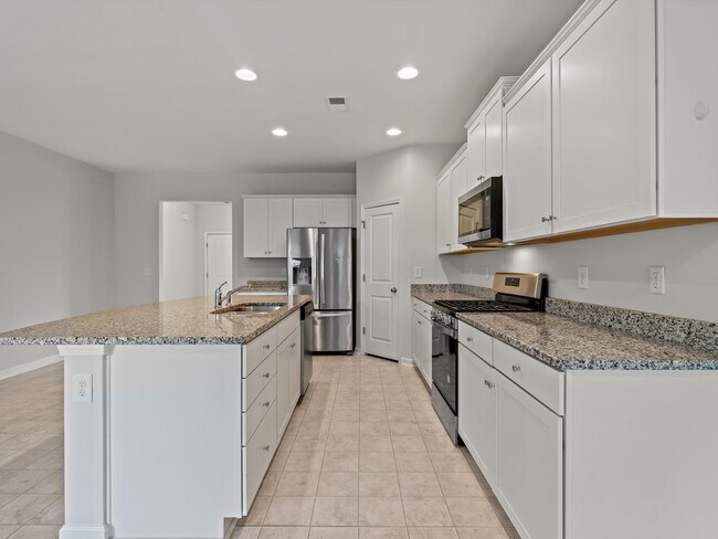 Building Photo - 3076 Ellesmere Cir