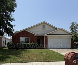 Building Photo - 1013 Springcreek Dr