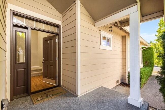 Foto del edificio - Beautiful 5 Bedroom Mill Creek Home backin...
