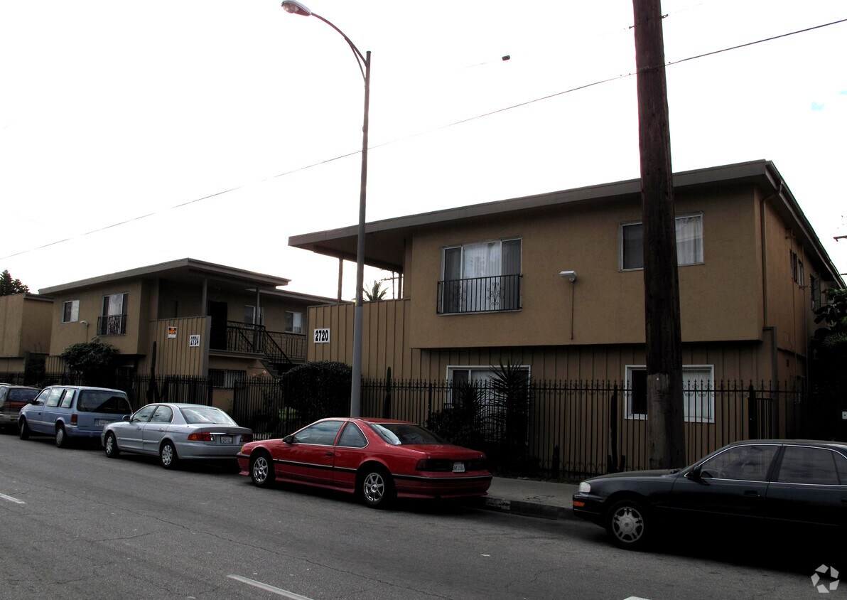 Foto principal - 2720-2730 Randolph St
